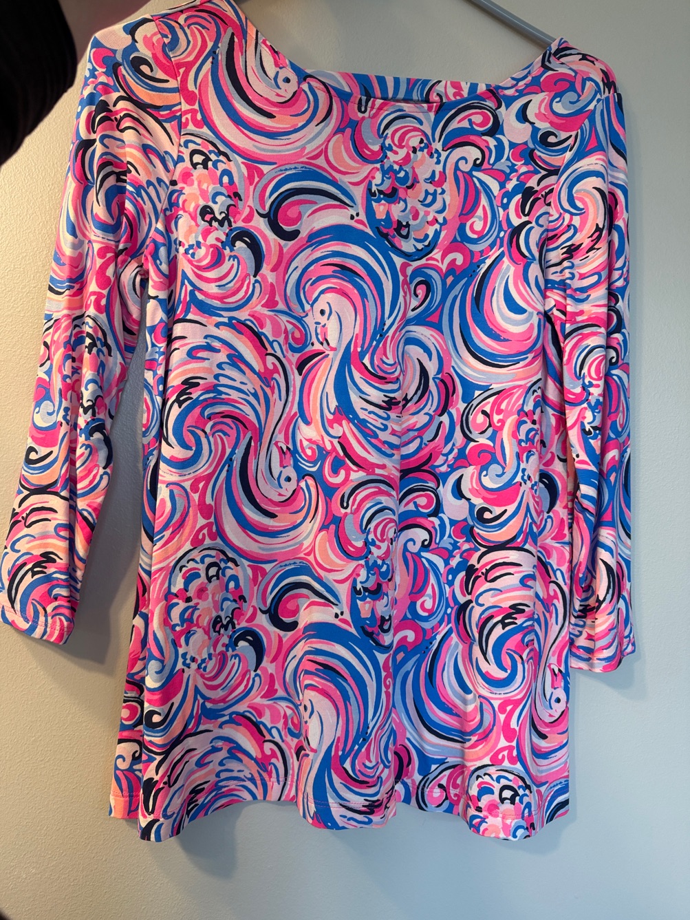 Beautiful Lilly Pulitzer Print Boatneck Top In Pink & Blue